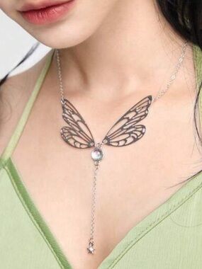 Elegant Silver Butterfly Wing Tassel Necklace